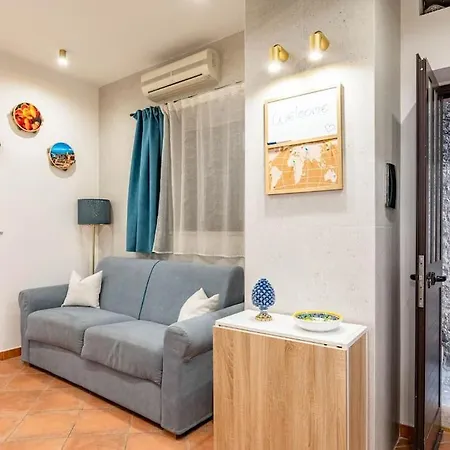 Salt Sea Taormina-naxos 10 Meters From The Sea Holiday home Giardini Naxos
