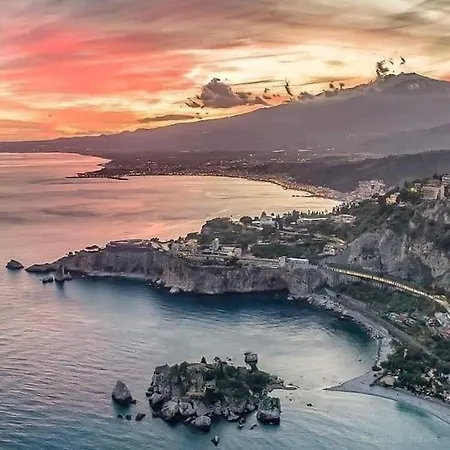 Salt Sea Taormina-naxos 10 Meters From The Sea Giardini Naxos