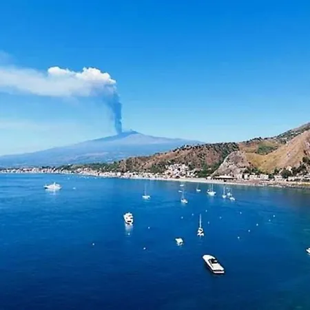 Salt Sea Taormina-naxos 10 Meters From The Sea Holiday home Giardini Naxos