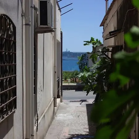 Salt Sea Taormina-naxos 10 Meters From The Sea * גיארדיני נאקסוס